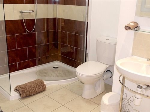 Alojamento de Acomodação e Pequeno-almoço Sawyers 3*